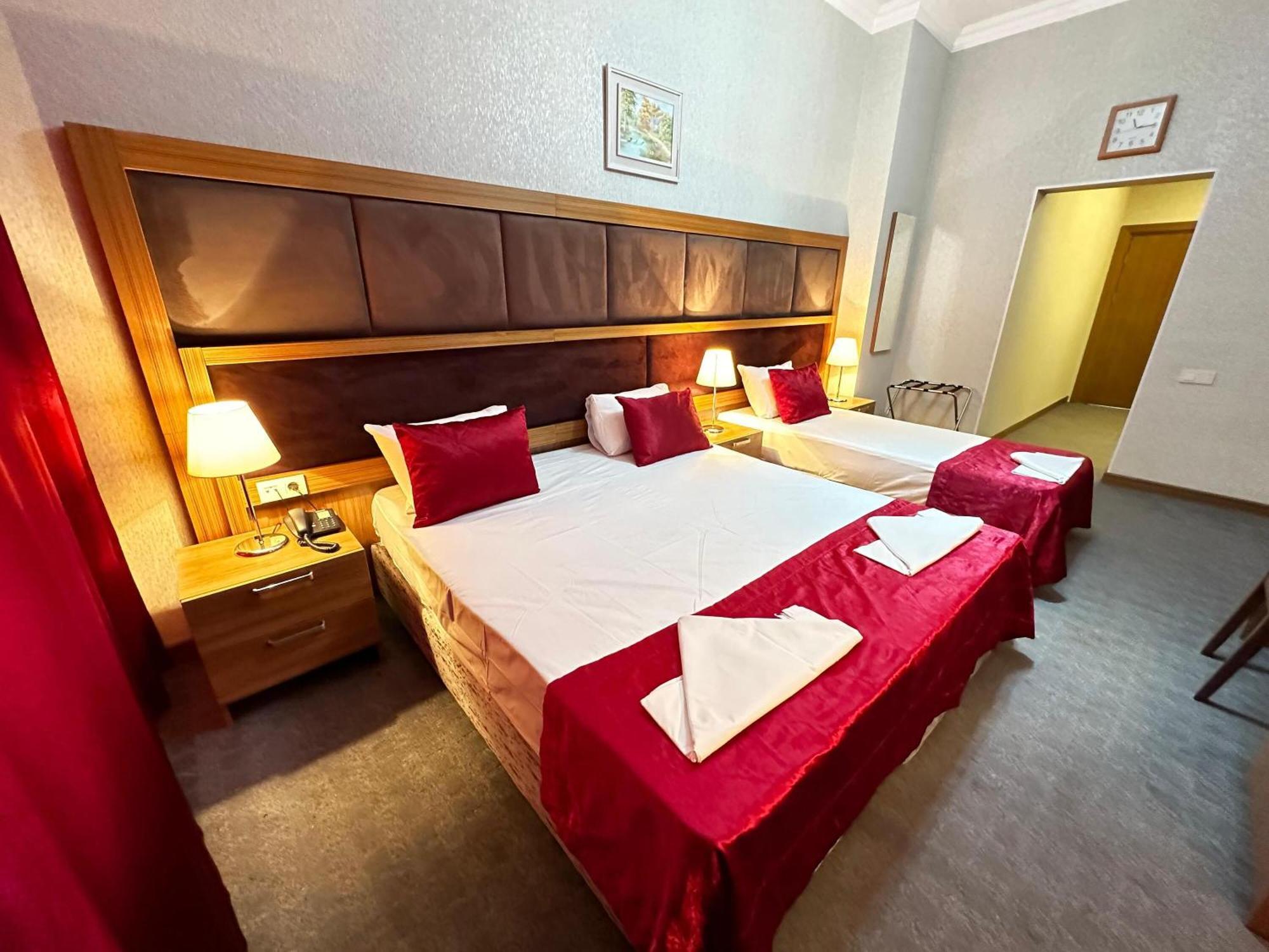 באקו Turkiye Hotel מראה חיצוני תמונה